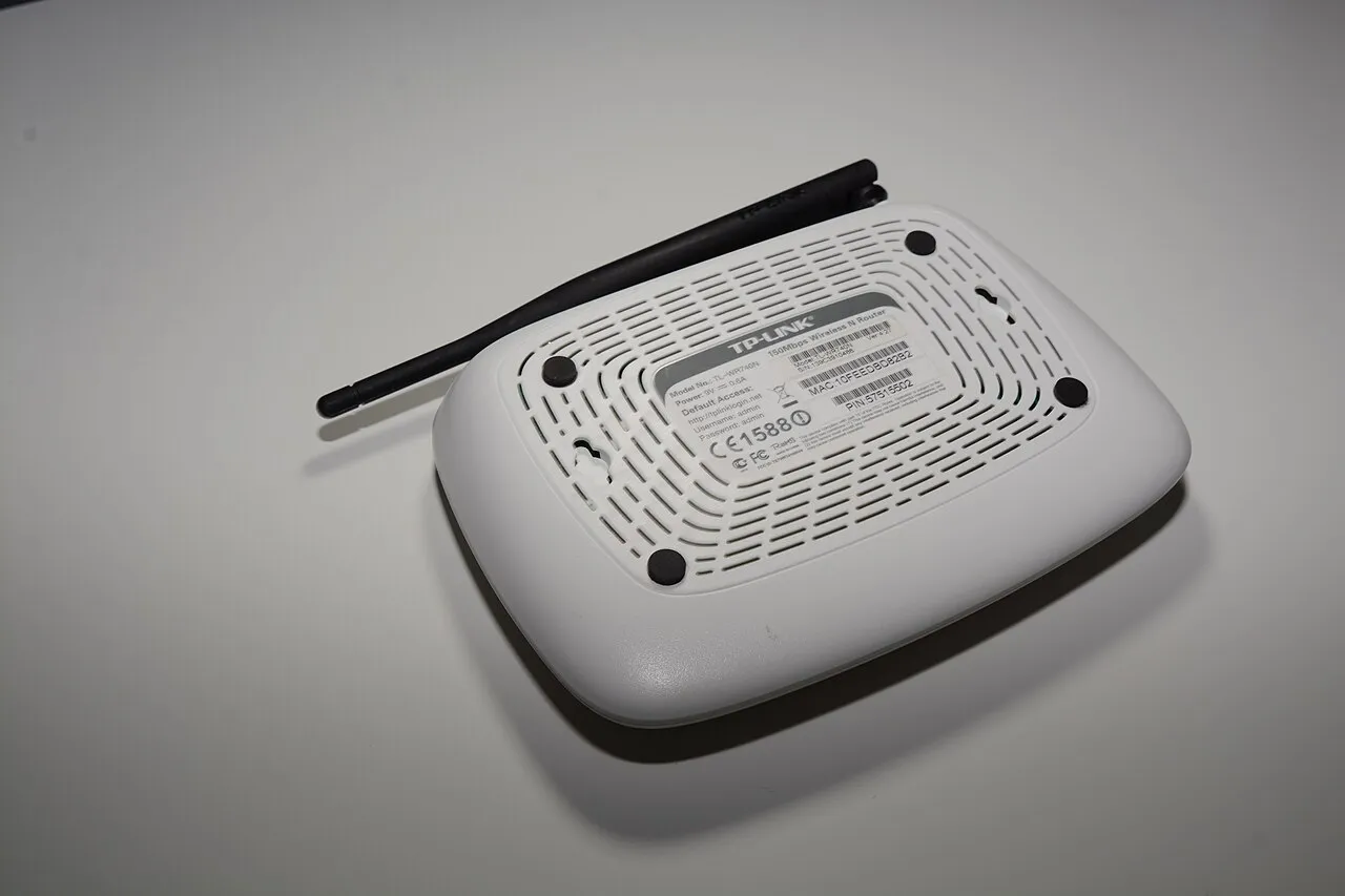 Public Wi-Fi wireless router