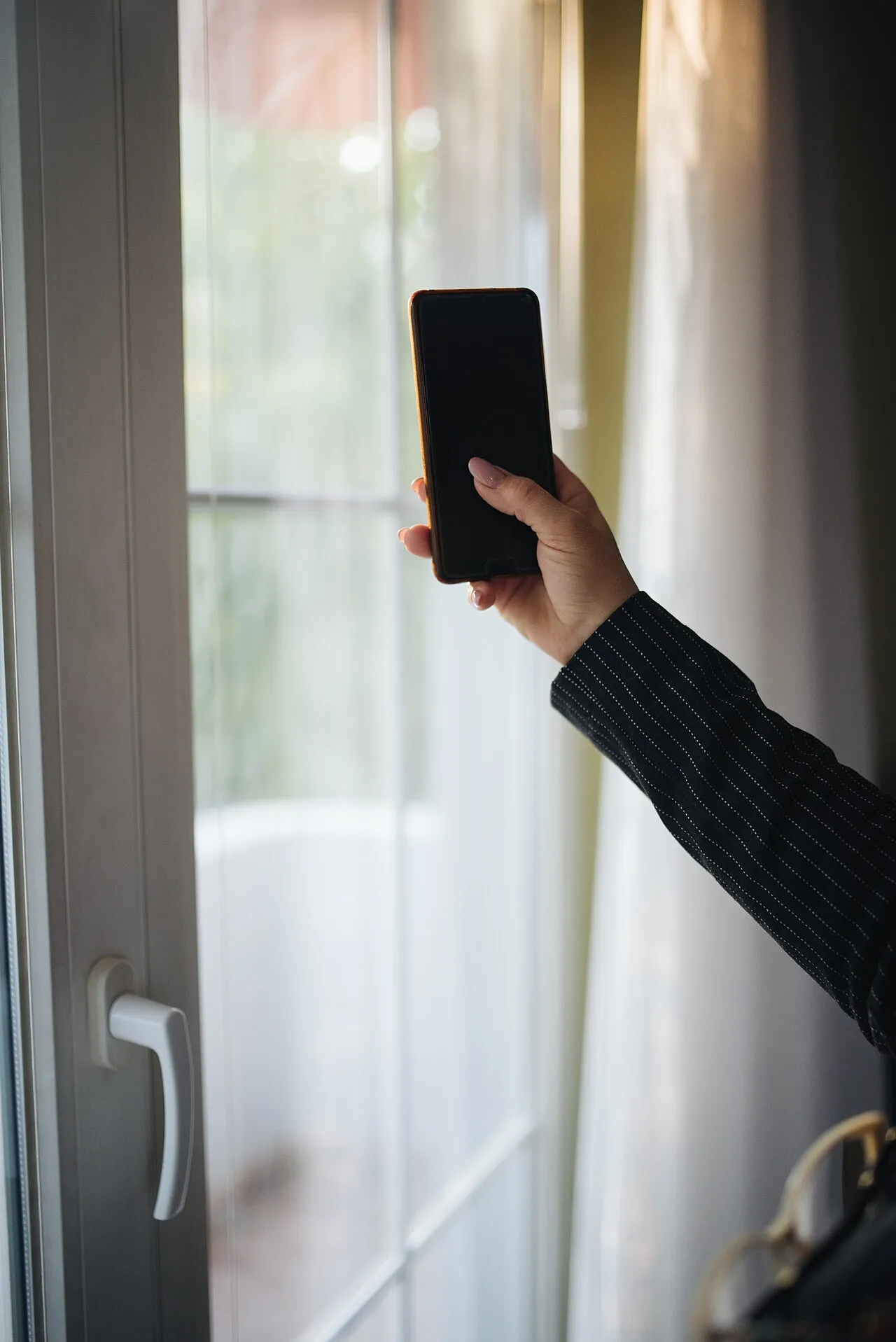 Mobile banking app safety with VPN